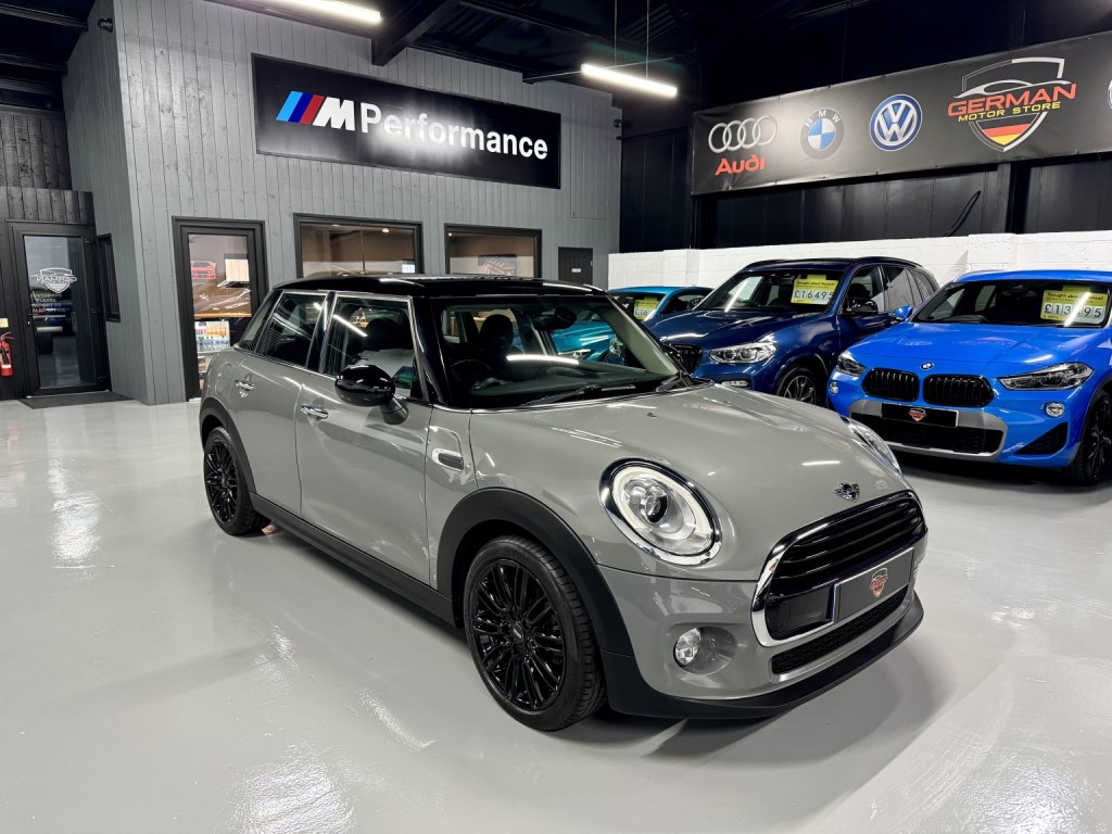 2018 MINI HATCH